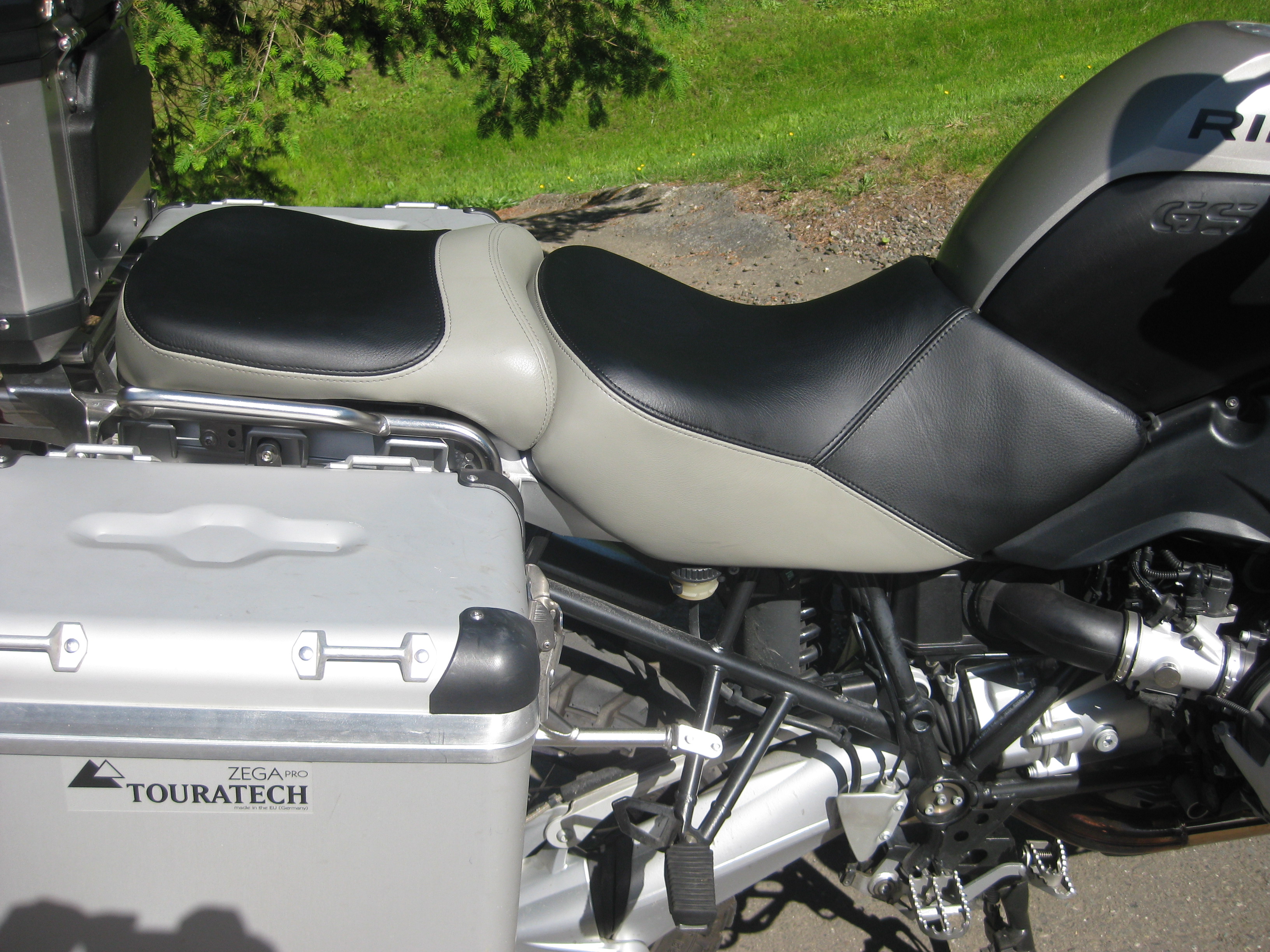Custom seats for bmw r1200gsa #5