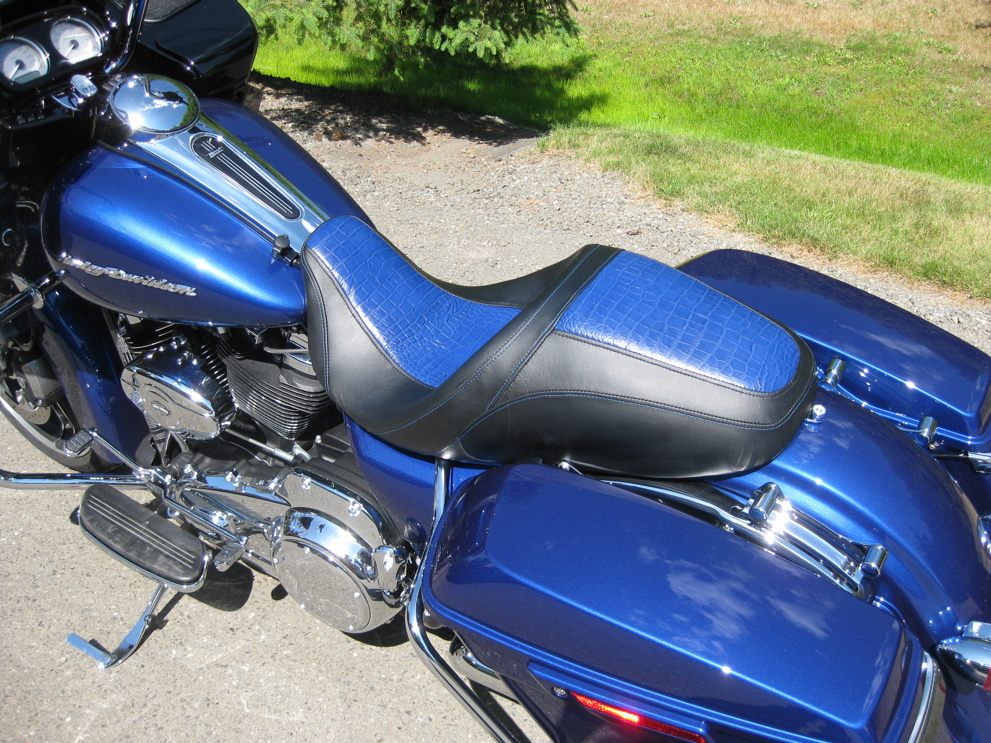 Custom Harley Davidson Street Glide Seats