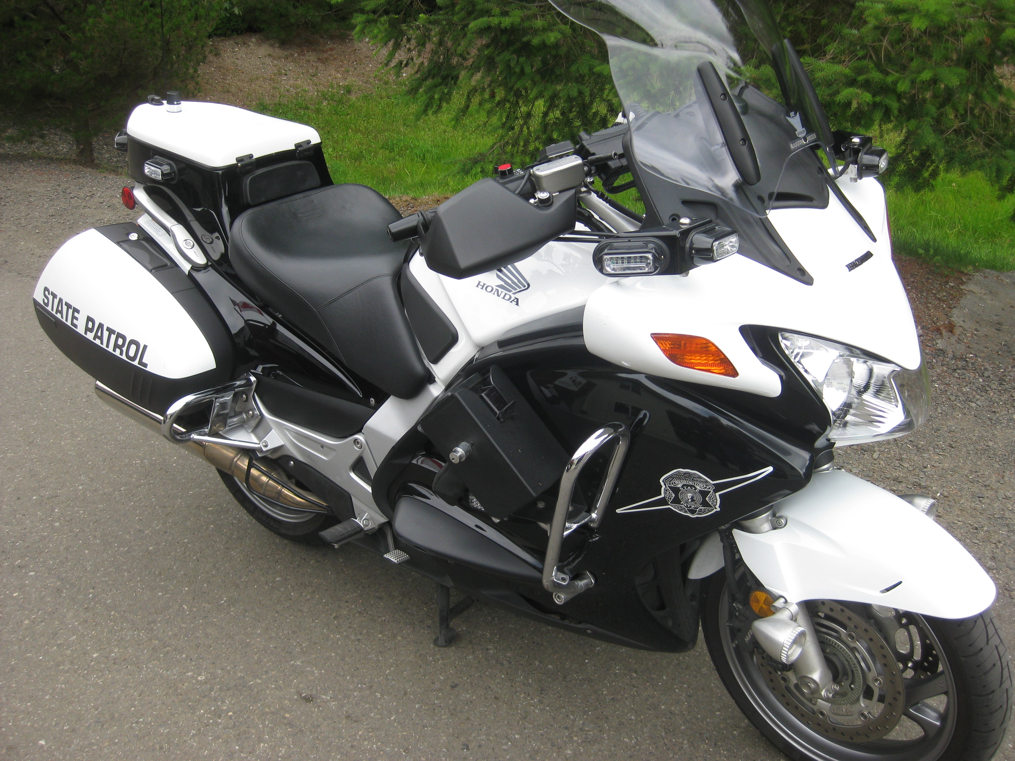 honda st1300 seat