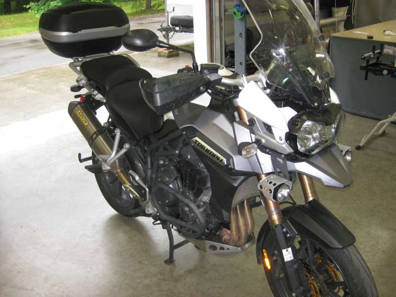 triumph tiger xca seat height